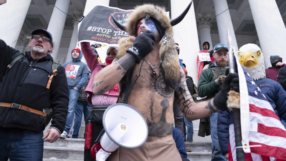 06 January 2021, US, Washington: Supporters of US President Donald Trump storm the US Capitol building where lawmakers were due to certify president-elect Joe Biden's win in the November election. Photo: Douglas Christian/ZUMA Wire/dpa
6/1/2021 ONLY FOR USE IN SPAIN