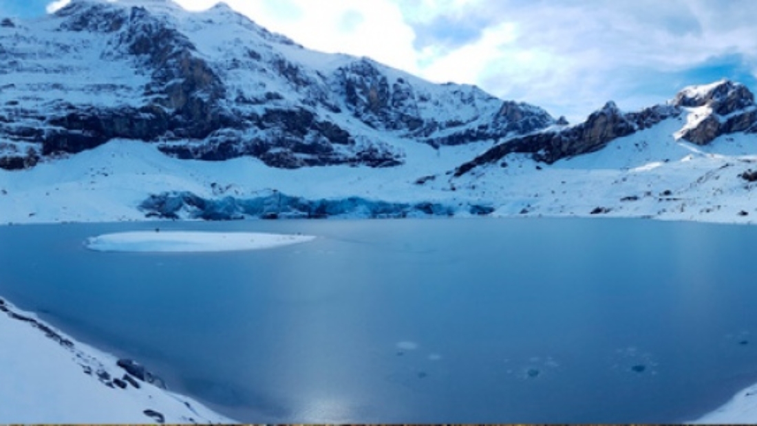 lago deshielo suiza alpes