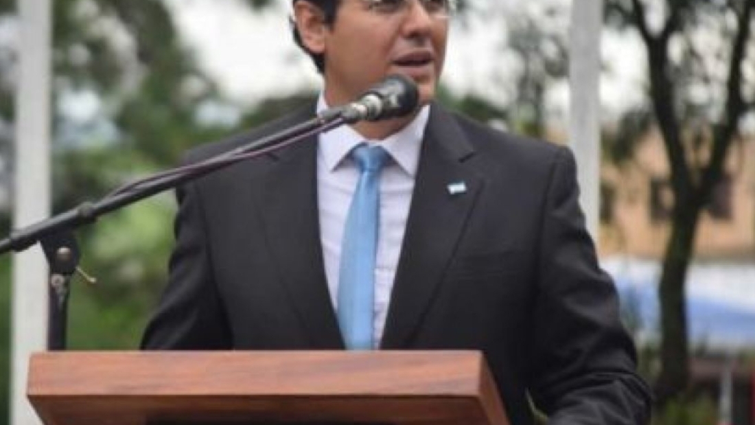Gustavo Solís