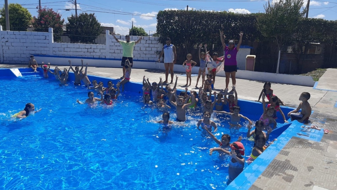 natacion-clases-Vitale-1536x1152