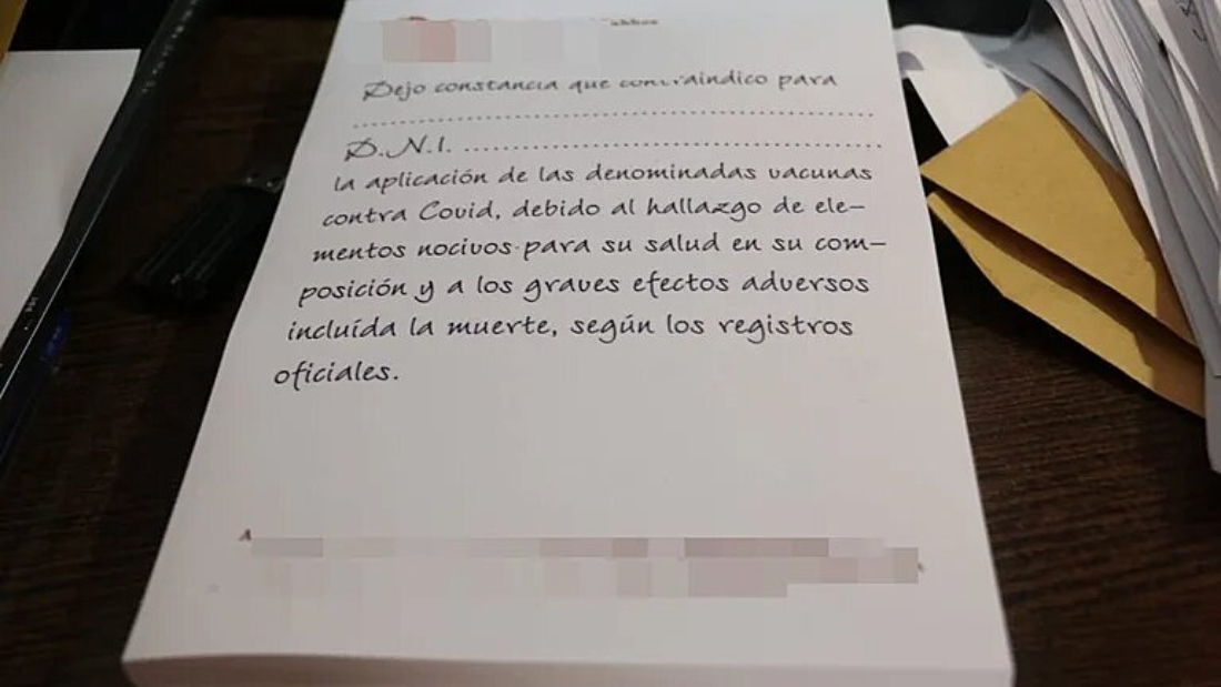 medico detenido vacunas certificado