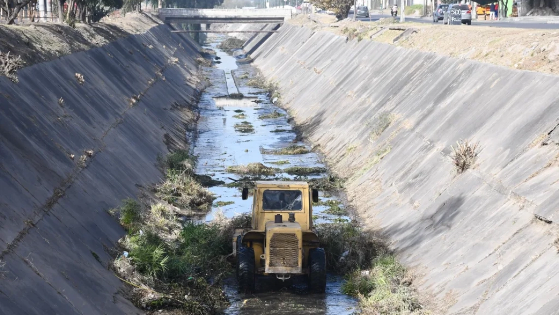 Limpieza Canal