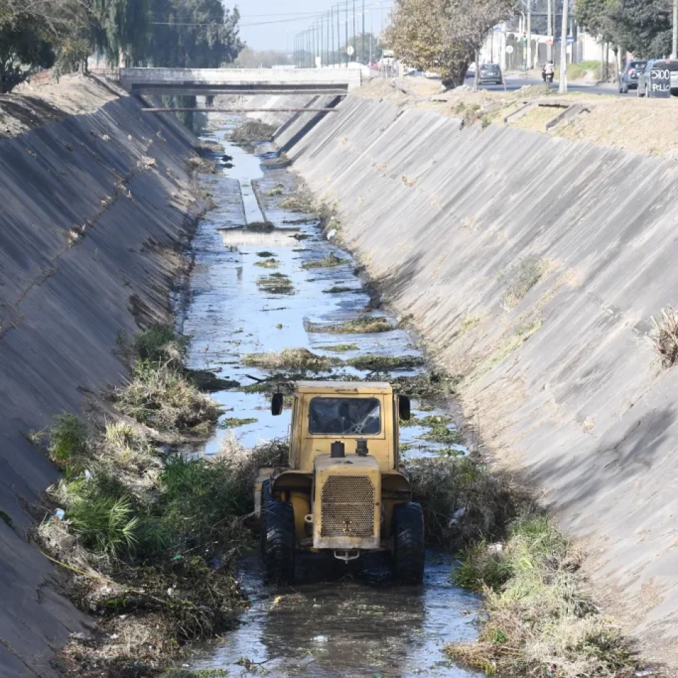 Limpieza Canal